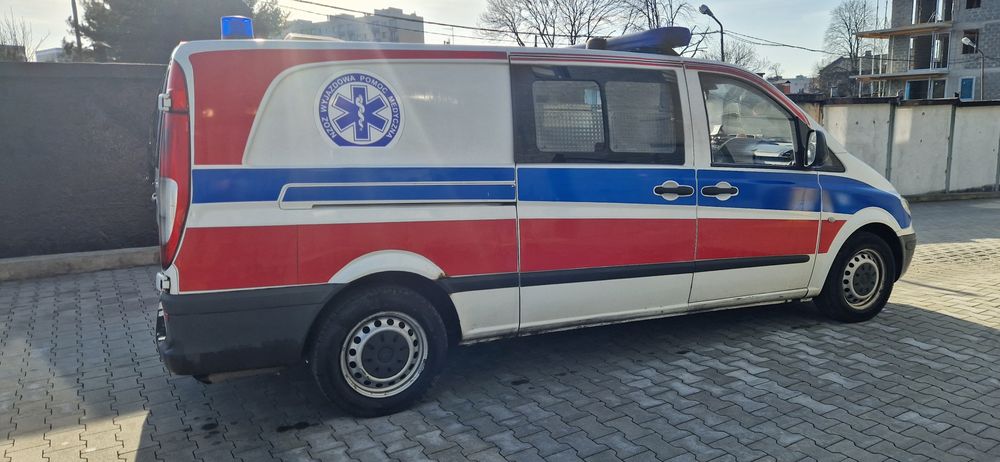 Mercedes Vito Long 109CDI Ambulans Karetka Sanitarka