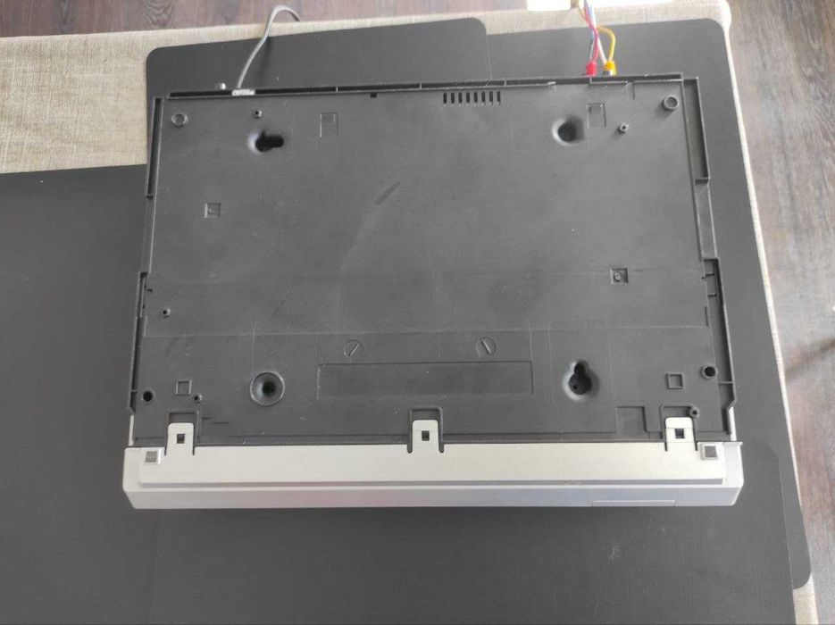 Видеомагнитофон касетный JVC HR-P201ER