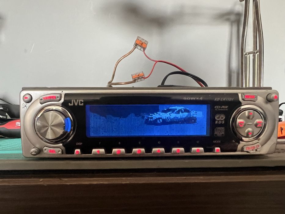 Radio samochodwe jvc hi end animacje retro bluetooth