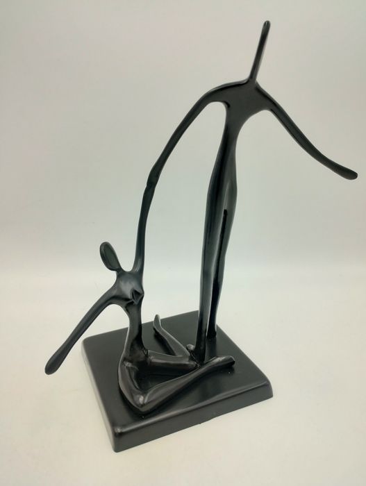 Bodrul Khalique figurka taniec/ balet/ modern