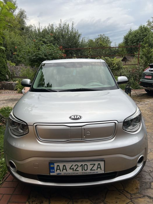 Kia Soul 2017 електромобіль