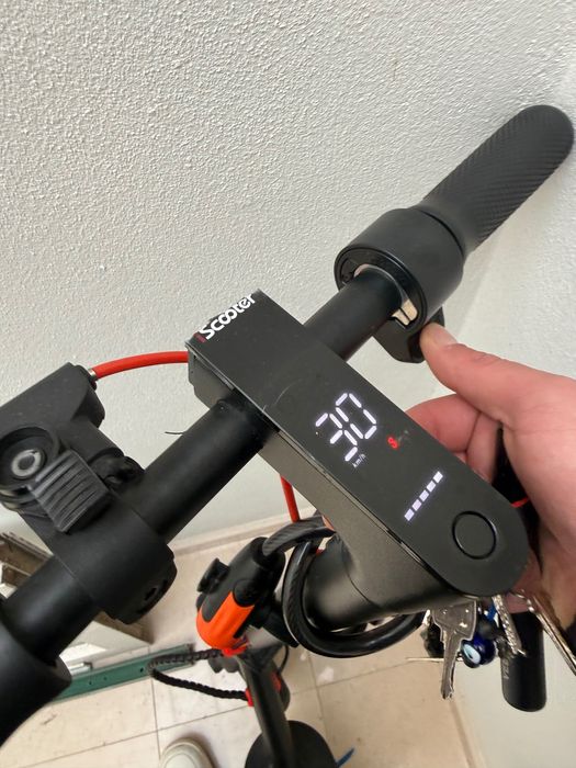 Vendo trotinete elétrica