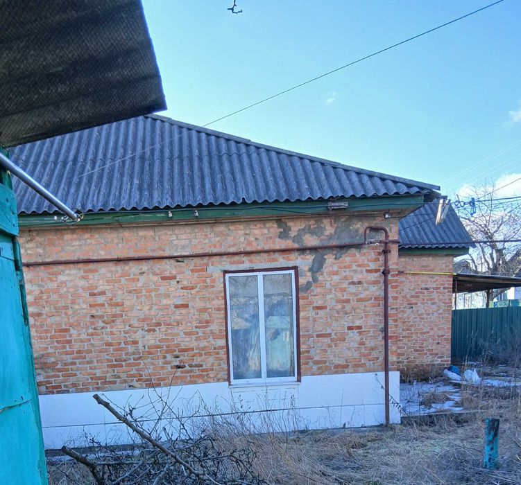 Продам будинок в  центрі  м.Кобеляки