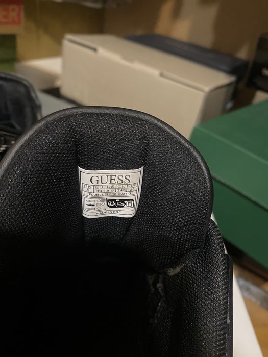 Кросівки   Guess