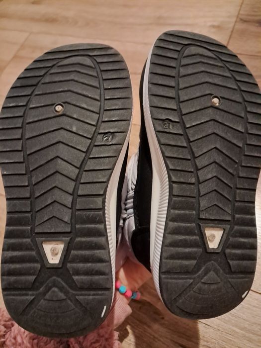 Śniegowce dla dziewczynki Sinsay