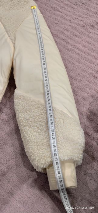 Жіноча куртка демісезона