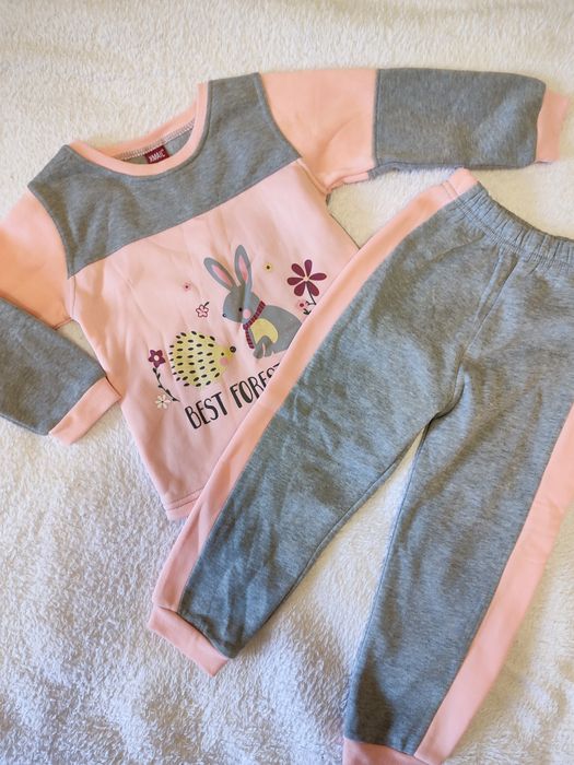 Речі для дівчинки в ідеальному стані