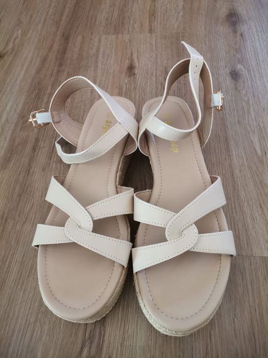 Sandália de Verão T-40 - novas