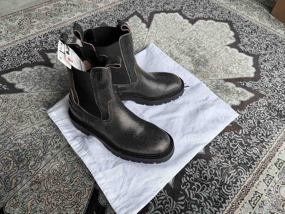 Черевики Zara шкіра 40 нові