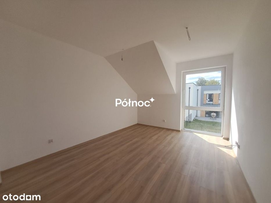 Nowy dom na osiedlu Jarzębinowa