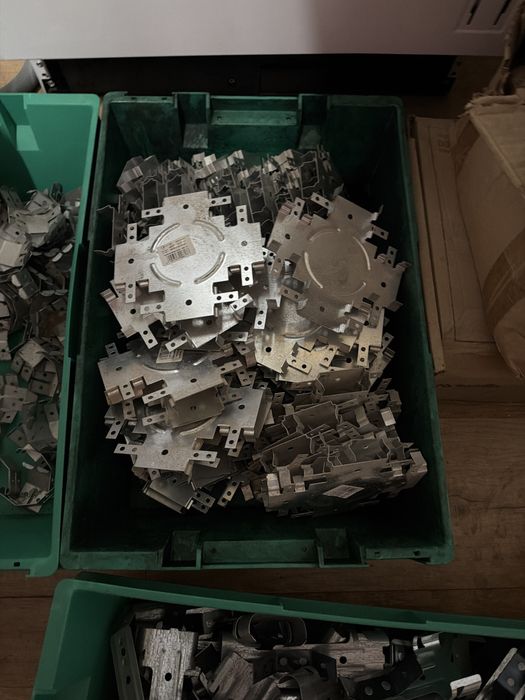 Materialy systemowe do ścian i sufitów z GK