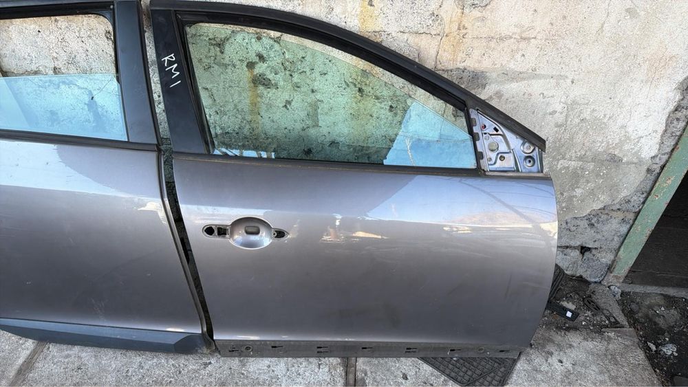 Двері Renault Megane 3 Меган 3 TEKNG праві ліві