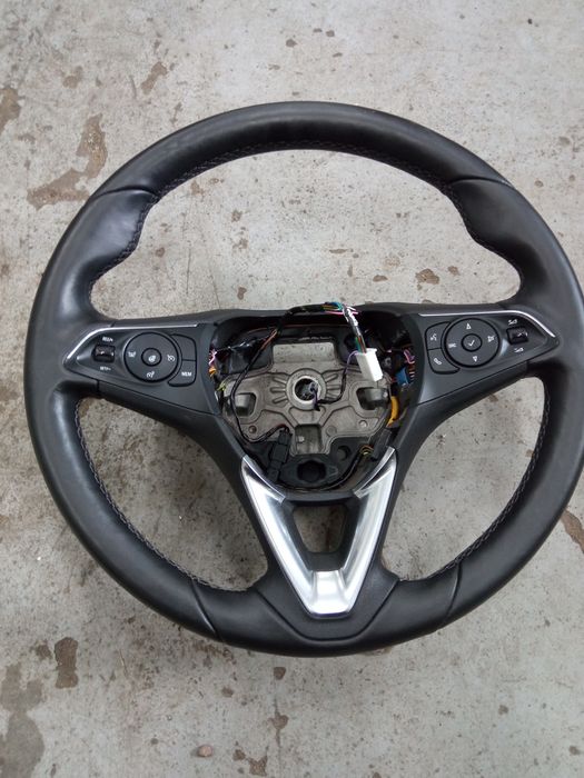 Kierownica multifunkcja grzana  Opel Astra K