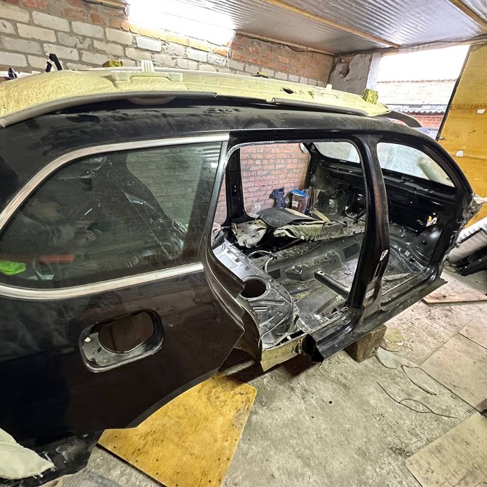 Кузов Volkswagen Golf 5 Golf 6 LC9X четверть задняя панель стойка