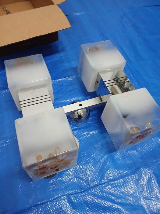 Candeeiro antigo (de aplique de parede) dos anos 50.