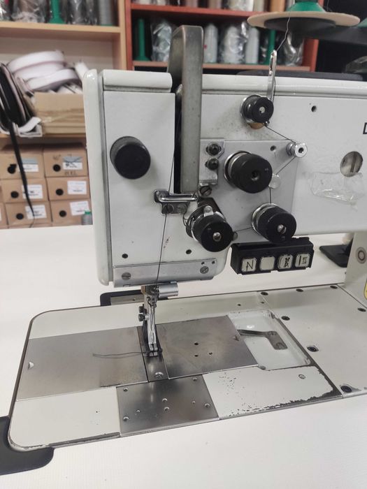 Maszyna do szycia Durkopp Adler 767