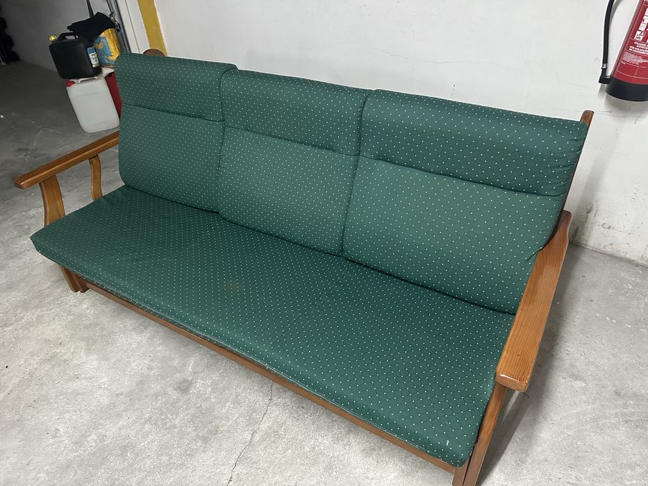 Sofá-cama verde