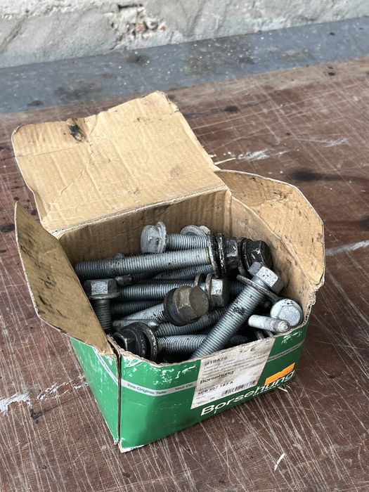 Подрамник Passat NMS