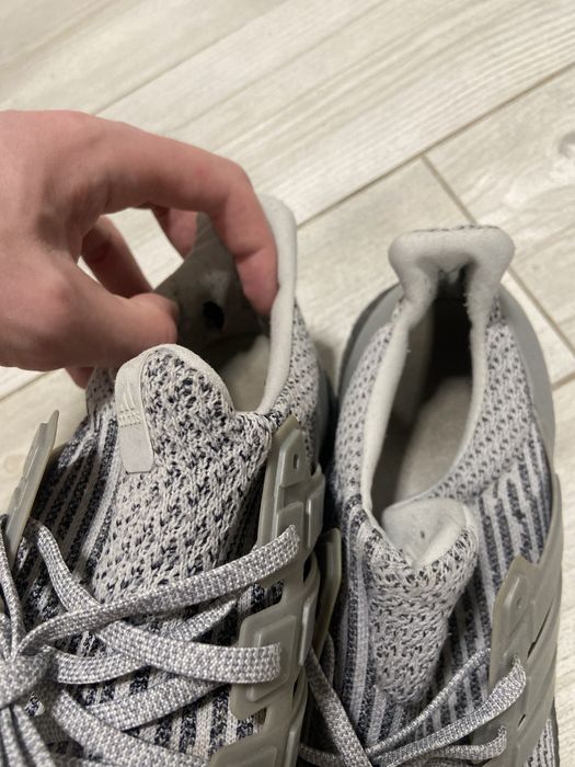Adidas UltraBoost 12.5 US сірі