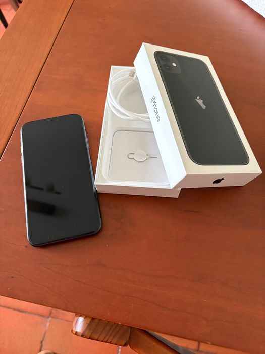 iPhone 11, 64 GB Preto