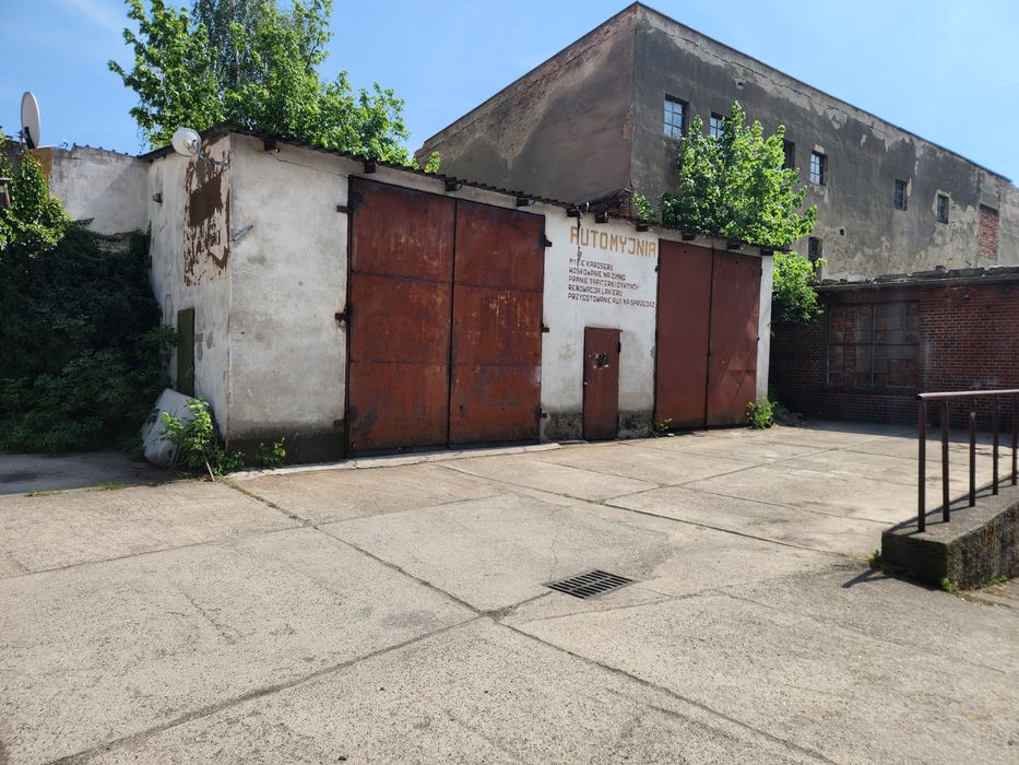 Garaż / hala pod warsztat lub magazyn – od 2700 zł – Legnica, ul. Kominka