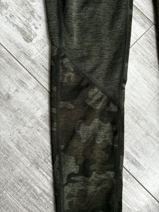 Leginsy dziewczęce moro z kieszonką