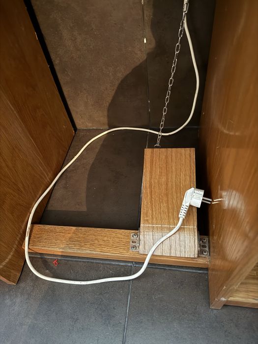 Maquina de costura e movel de maquina de costura