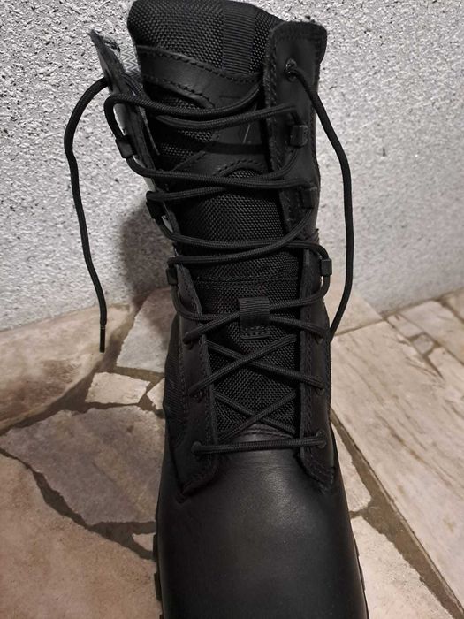 Czarne buty taktyczne