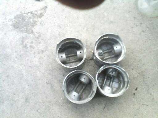 Поршня мотоцикла Урал.