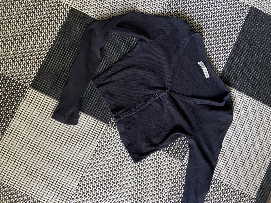 кофта чорна pullandbear