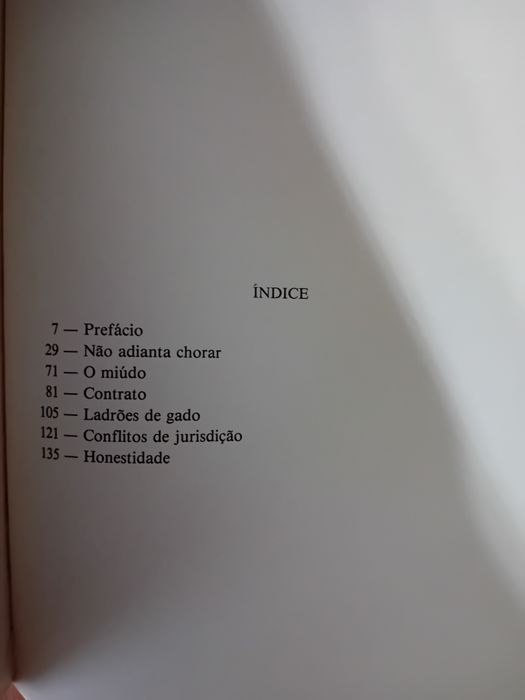Não Adianta Chorar " Contos Coloniais "