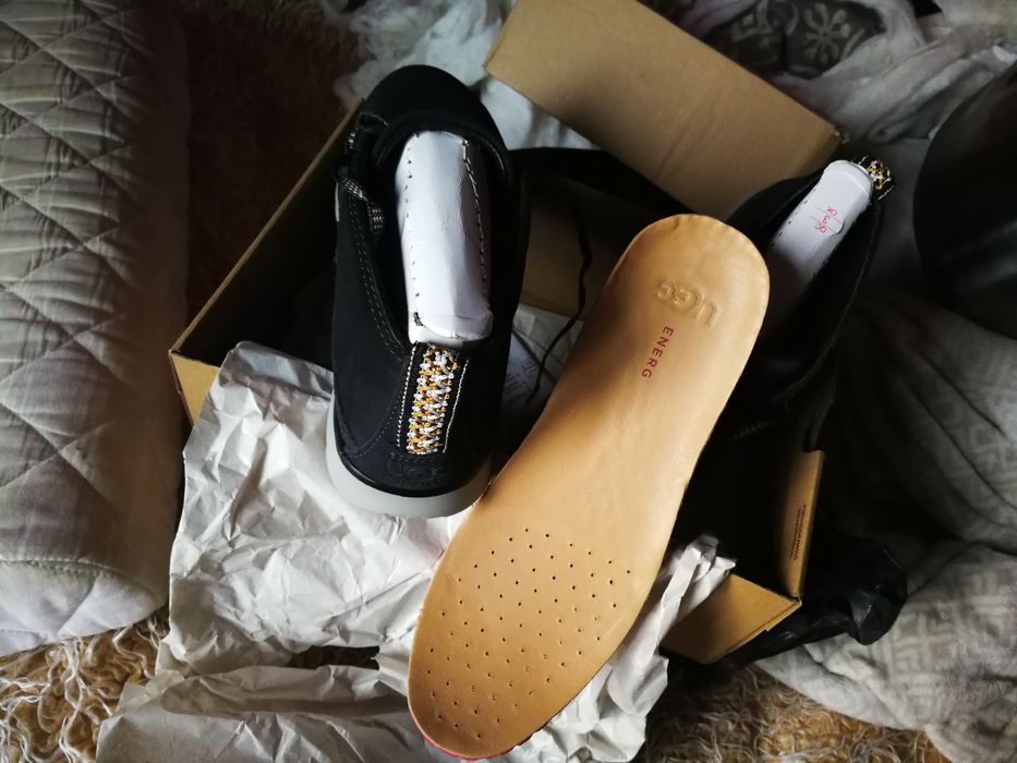 buty UGG ( w sprzedaży też buty armani gucci prada d&g hugo boss geox)