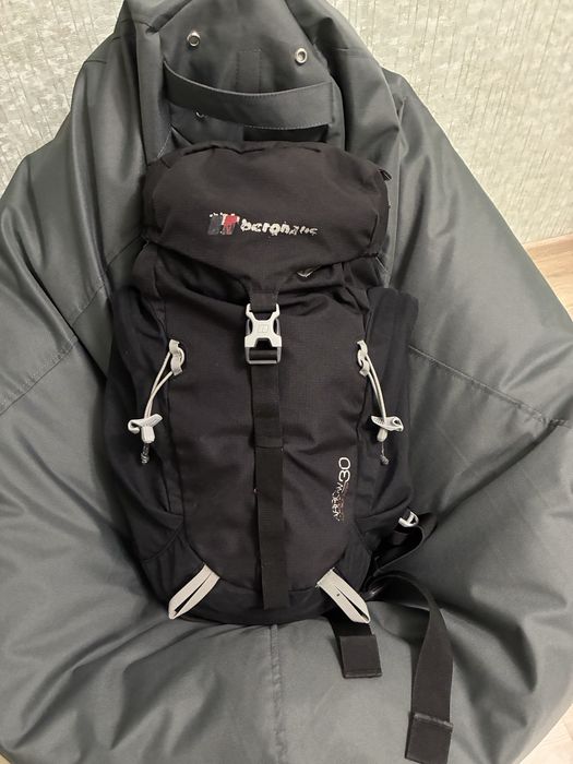 Треккінговий рюкзак berghaus