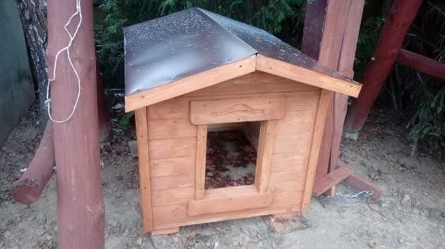 Buda drewniana dla psa ocieplana