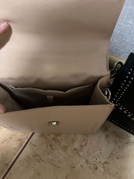 Сумочка bershka через плече