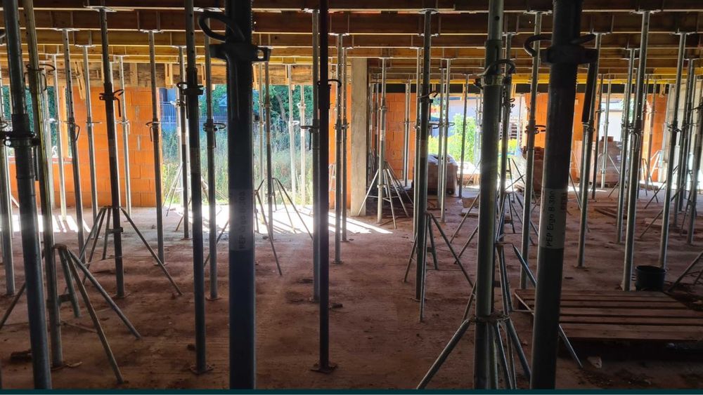 Szalunki Stropowe, peri, plyty, korony, dzwigary, stemple Wynajem