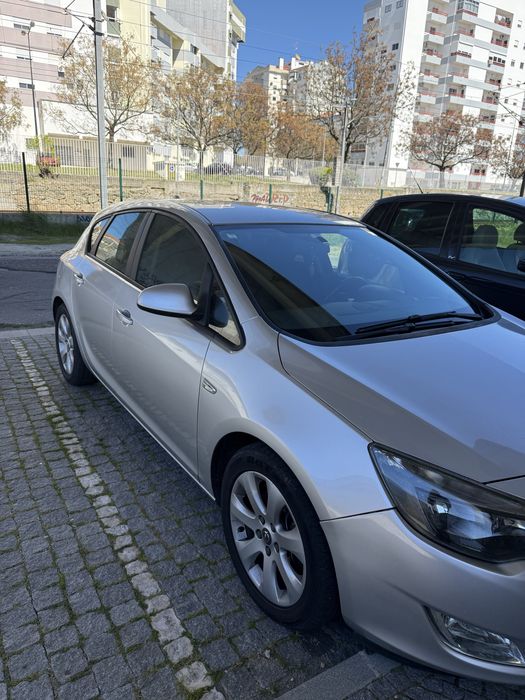 Opel astra J 1.7cdti