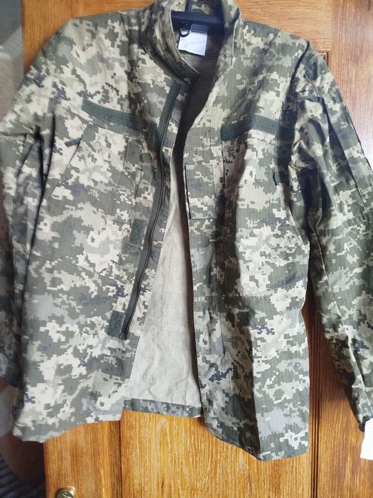 Костюм чоловічий