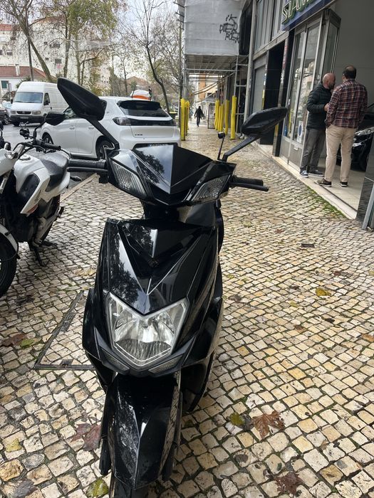 Moto elétrica em bom estado