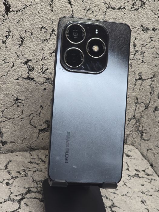 Tecno Spark 20 .256gb