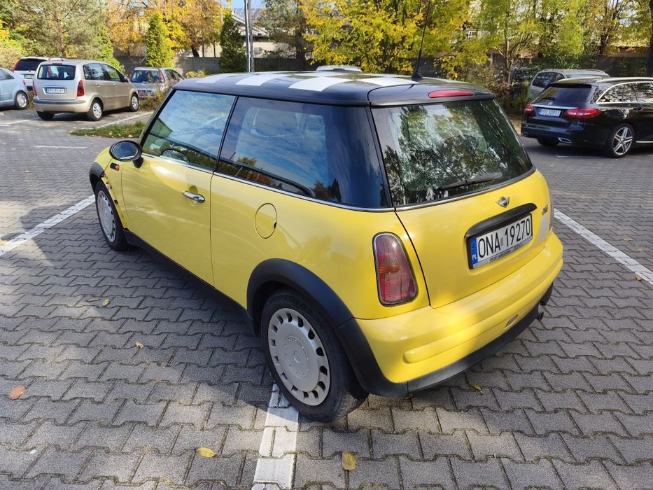 Mini Cooper 1.6 benzyna
