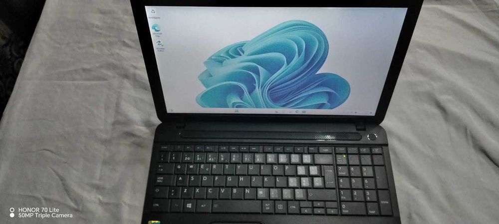 TOSHIBA C50 PRO com 8GB de RAM recondicionado e revisto com W11