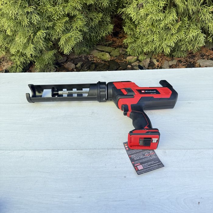 Пістолет для герметика Einhell TE-SG 18/10 Li