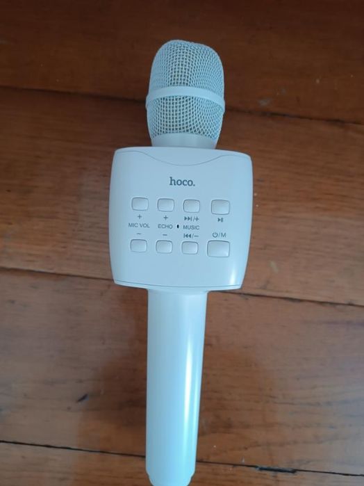 Караоке мікрофон