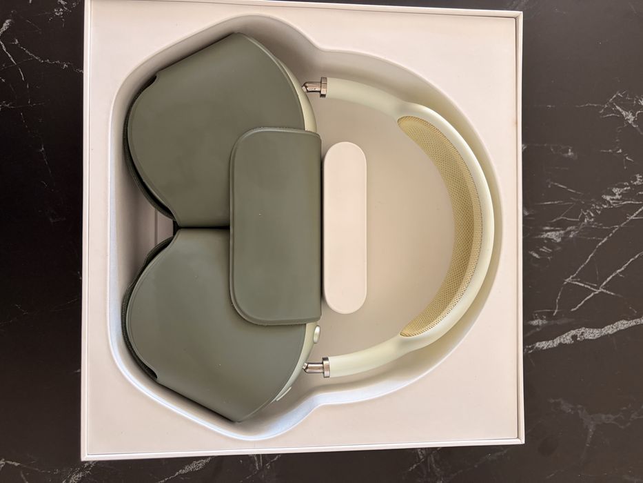 Airpods Max (cor verde)