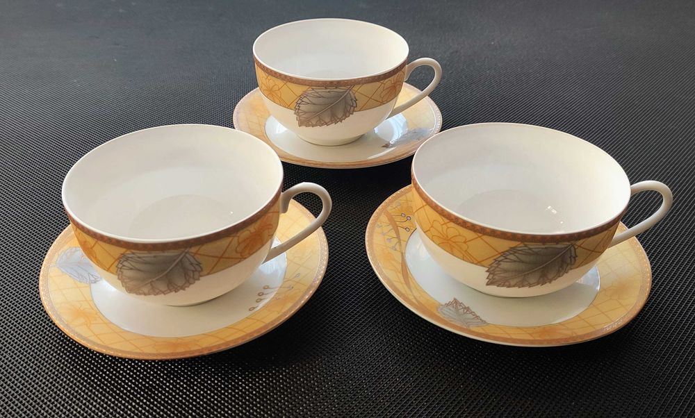 Kolekcjonerska porcelana angielska Windsor House-filiżanka+spodek-3szt