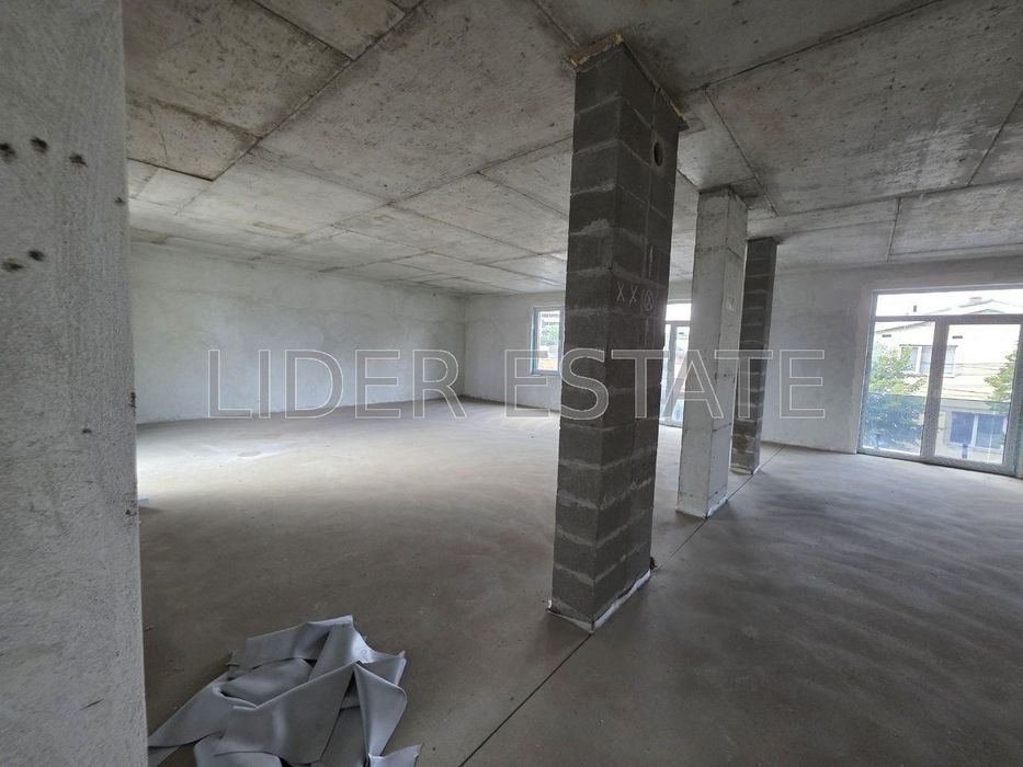 Центр|Оренда комерційного приміщення|фасад| Ужгород|