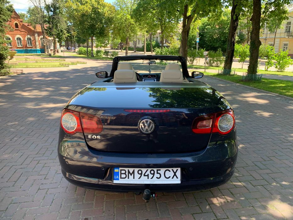 Кабриолет Volkswagen Eos 2.0 Disel