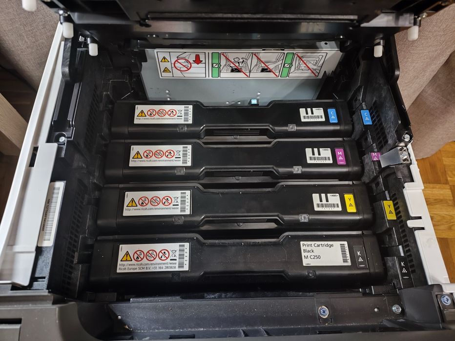Drukarka kolorowa Laserowa WiFi Ricoh c250fwb