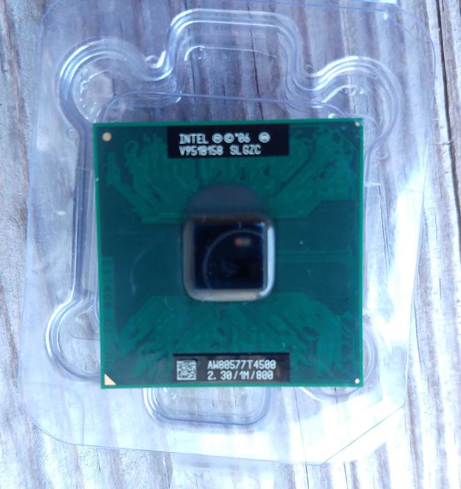 Pentium T4500 2.30/1M/800 PGA478